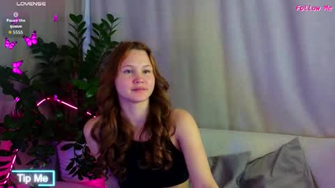 AmeliRoyse online show from November 2025 05:11:01 PM