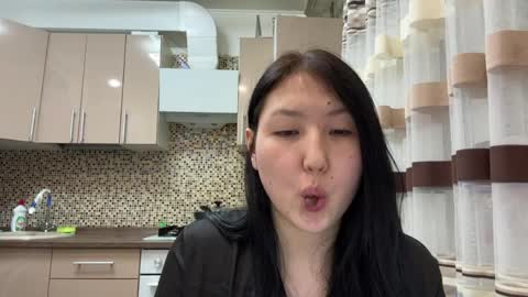 Ameliya online show from April 2026 09:04:01 PM