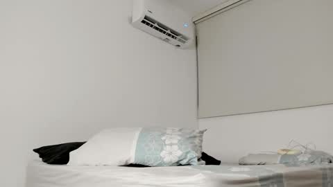 Snapshot of amellove chatting on February 2025 01:18:02 AM Amelie gadotx ig online show from February 2025 01:18:02 AM