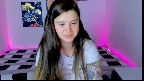 amellymillyy online show from September 2025 10:56:02 PM