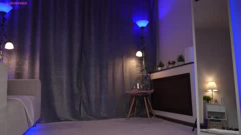 Amy  online show from February 2026 01:26:01 AM