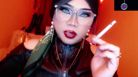 Queen Mireska online show from March 2026 04:24:02 PM