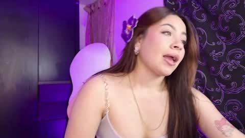Snapshot of amicuper chatting on July 2026 01:12:01 AM Amy online show from July 2026 01:12:01 AM