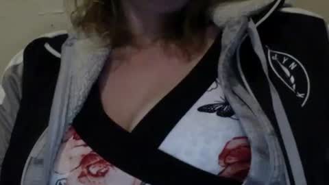 amileamariestar online show from December 2024 04:22:02 AM