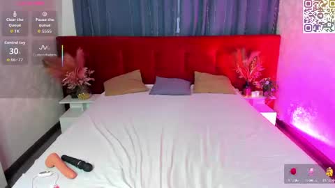 Snapshot of amilia_may chatting on June 2026 03:25:01 AM amilia_may online show from June 2026 03:25:01 AM