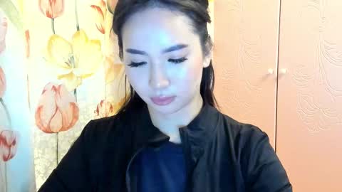 Snapshot of amina_artin chatting on September 2025 04:56:01 PM Amina online show from September 2025 04:56:01 PM