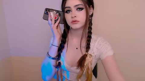 Amina online show from April 2026 03:57:01 PM