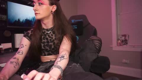 Snapshot of amirinsworld chatting on March 2026 12:47:01 AM Am-er-in online show from March 2026 12:47:01 AM