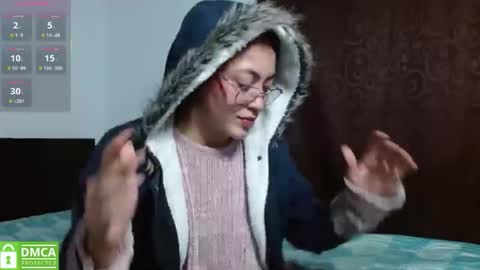 amitlu_ online show from April 2026 02:01:01 AM