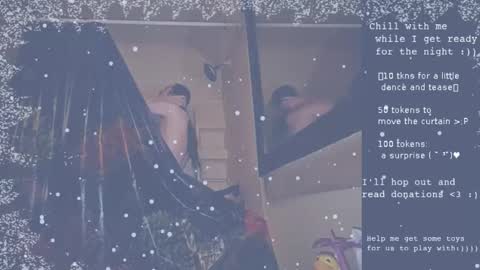 Snapshot of amituist chatting on December 2025 04:09:01 AM amituist online show from December 2025 04:09:01 AM