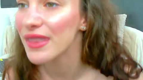 Snapshot of ammirra_a chatting on July 2026 04:38:01 AM Amira online show from July 2026 04:38:01 AM