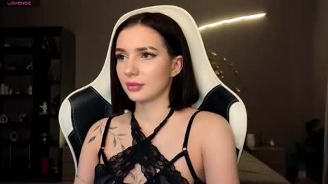 Ammy  dont forget to thumbs up me  online show from November 2025 09:39:01 AM