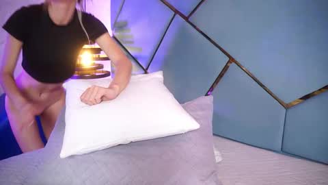 ammy durand online show from February 2026 07:10:02 PM