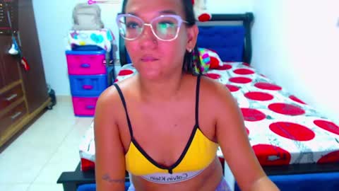 Snapshot of ammy_ronan chatting on June 2026 12:46:02 AM IM AMMY online show from June 2026 12:46:02 AM