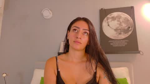 A M M Y  online show from April 2026 11:22:02 AM