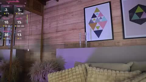 Ammy Scott  online show from October 2025 10:43:02 PM