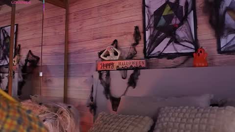 Ammy Scott  online show from October 2025 11:35:02 PM