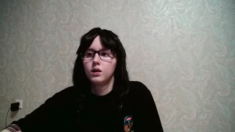 Amomira online show from March 2025 12:39:02 PM