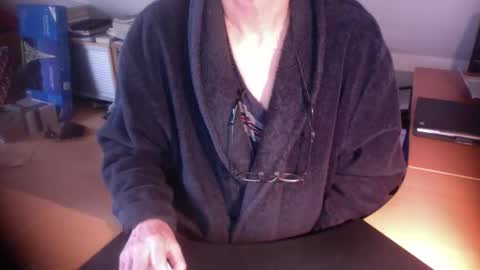 Amor2200 online show from January 2026 11:35:01 AM