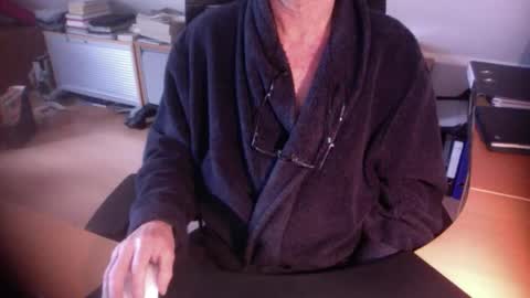 Amor2200 online show from February 2026 01:03:02 PM