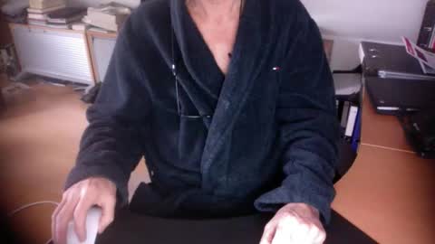 Amor2200 online show from February 2026 10:49:01 AM