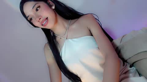 Belle Tylor online show from December 2024 07:51:02 AM