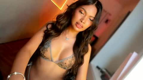 Prinsesa online show from March 2025 12:01:01 PM