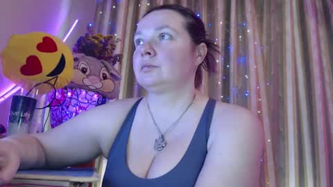 amorelara online show from April 2026 08:46:01 AM