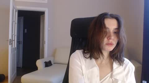 Snapshot of amoremeoww chatting on February 2025 06:44:02 AM miss unforgettable online show from February 2025 06:44:02 AM