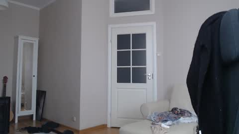 Snapshot of amoremeoww chatting on March 2025 09:10:02 AM miss unforgettable online show from March 2025 09:10:02 AM