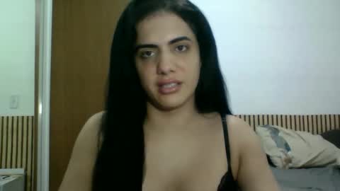amputeeluna online show from May 2026 01:10:01 AM