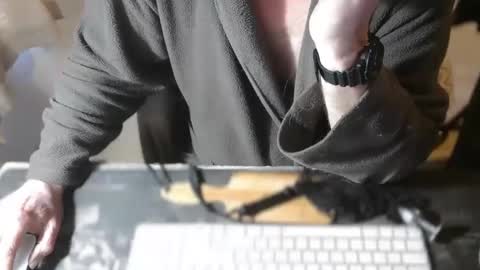 amslave4f online show from May 2026 07:23:02 PM
