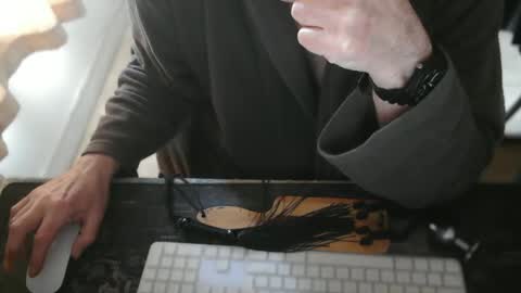 amslave4f online show from May 2026 07:28:02 AM