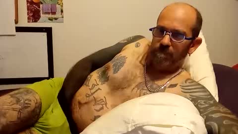 Snapshot of amunrethegod chatting on October 2025 03:00:02 PM amunrethegod online show from October 2025 03:00:02 PM
