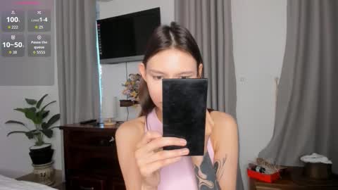 Amy online show from November 2025 12:10:02 AM