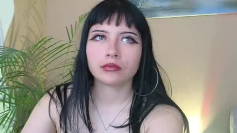 Snapshot of amy_bat chatting on June 2026 02:38:01 PM amy_bat online show from June 2026 02:38:01 PM