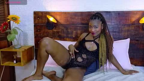 Snapshot of amy_brunette chatting on November 2025 06:41:02 PM Amy online show from November 2025 06:41:02 PM