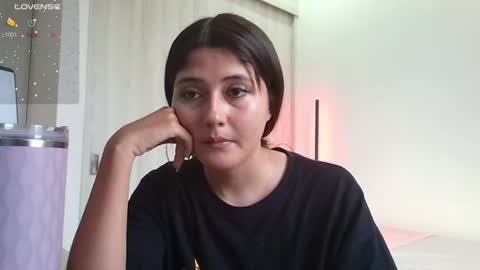 Snapshot of amy_innocent_ chatting on June 2026 10:23:02 PM Amy online show from June 2026 10:23:02 PM
