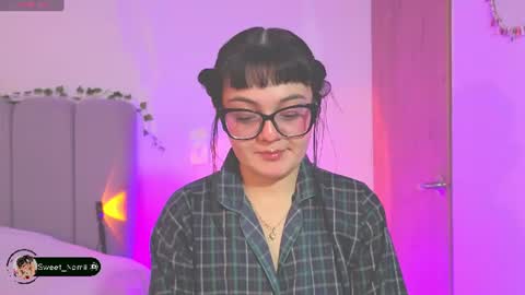 Hello I am Allison Welcome to my room and let is  have a good time together whith me online show from August 2026 11:28:02 PM
