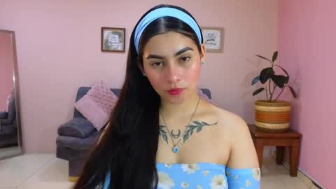 Amy online show from September 2025 07:16:01 PM