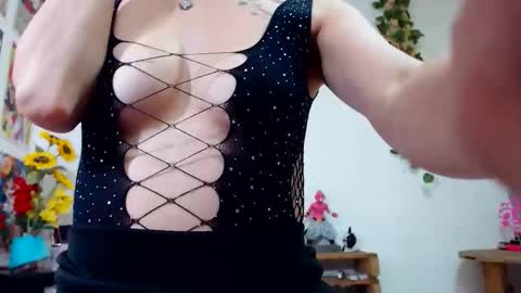 amy mur online show from April 2026 06:38:01 PM