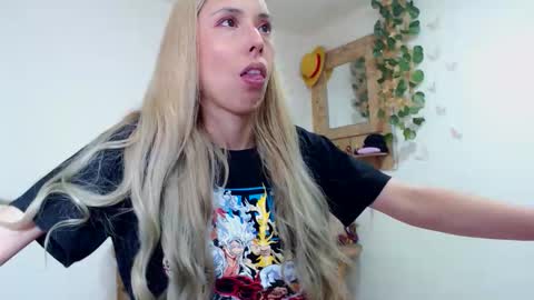 amy mur online show from April 2026 07:03:01 PM