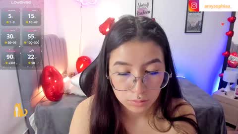 Amy sophia 3 online show from February 2025 02:32:01 PM