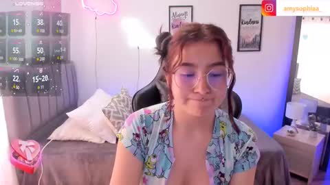 Amy sophia 3 online show from March 2025 07:16:02 PM