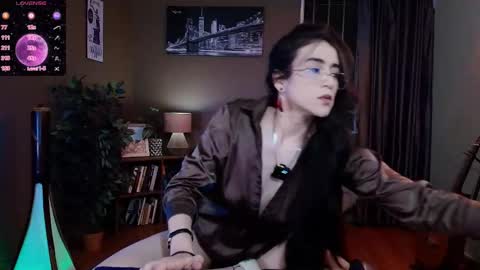 Amy online show from November 2025 02:17:02 AM