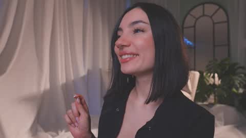 Amy Armstrong online show from February 2026 11:03:02 PM