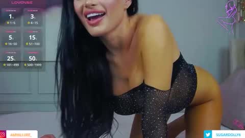 Amy online show from September 2025 11:04:01 PM