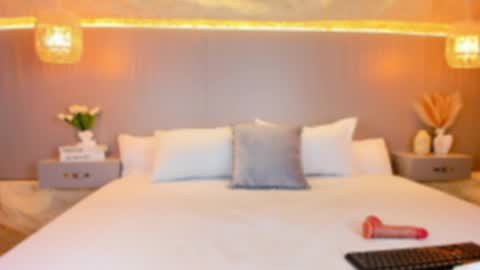 amy online show from March 2026 12:11:01 PM