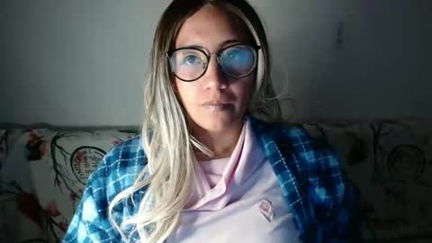 Snapshot of amycosplay99 chatting on December 2024 05:31:02 AM amycosplay99 online show from December 2024 05:31:02 AM