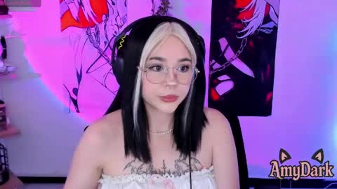 Snapshot of amydark chatting on April 2026 08:26:02 PM Amy online show from April 2026 08:26:02 PM